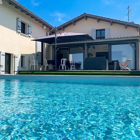 וילה Spacieuse Avec Piscine Privee A *