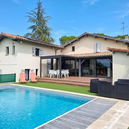 וילה Spacieuse Avec Piscine Privee A