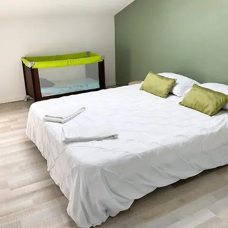 וילה Spacieuse Avec Piscine Privee A