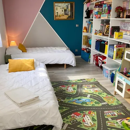 Spacieuse Avec Piscine Privee A וילה Aujols
