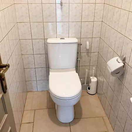 Spacieuse Avec Piscine Privee A *